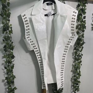 AKIRA White Textured Vest